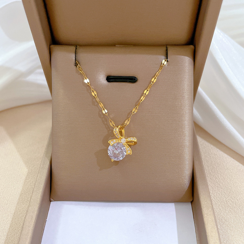 Fashionable Luxury Butterfly K - Butterfly Clasp Deployant recension och pris